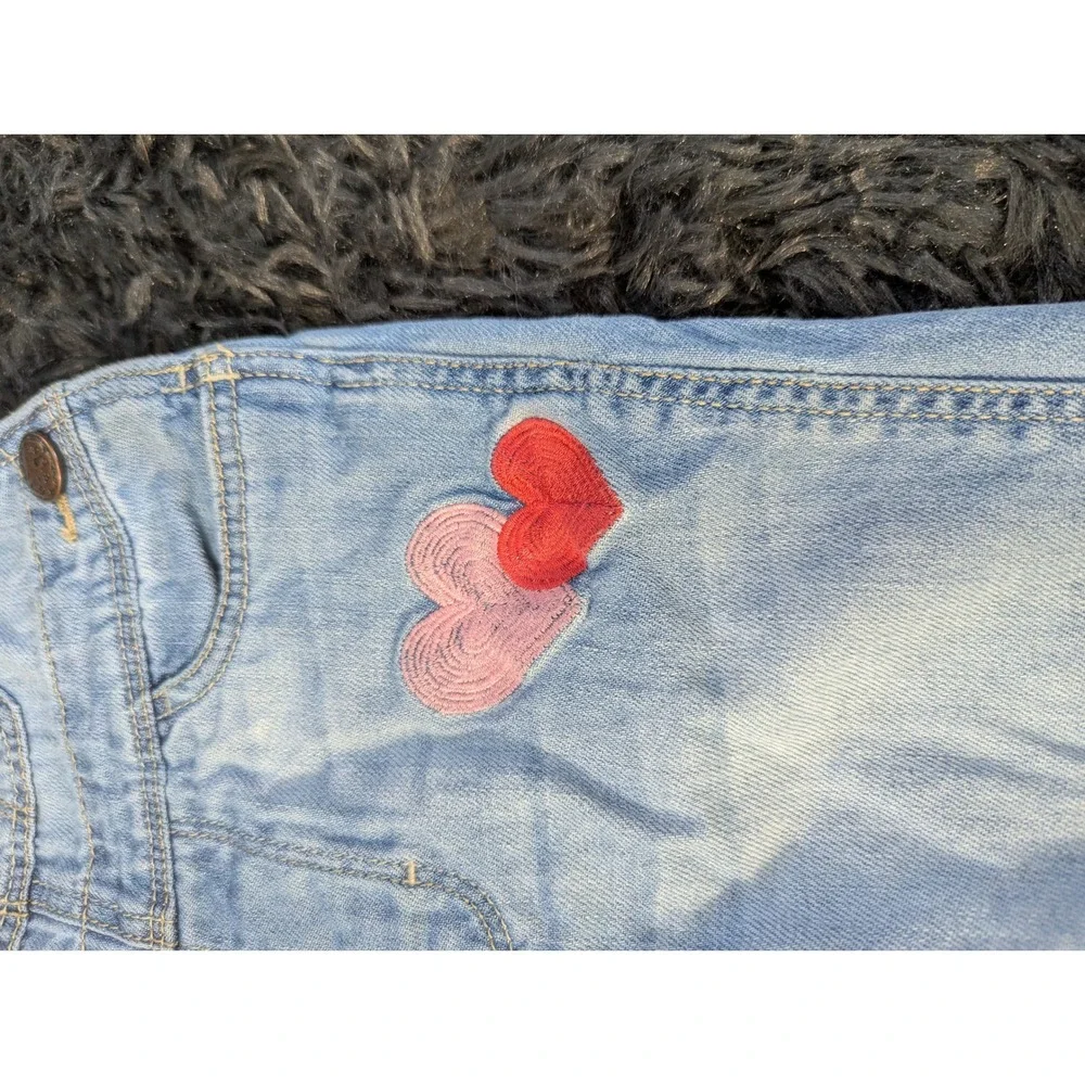 OshKosh Bgosh Kids 3T Denim Overalls Light‎ Wash Heart Embroidery Vestbak 416